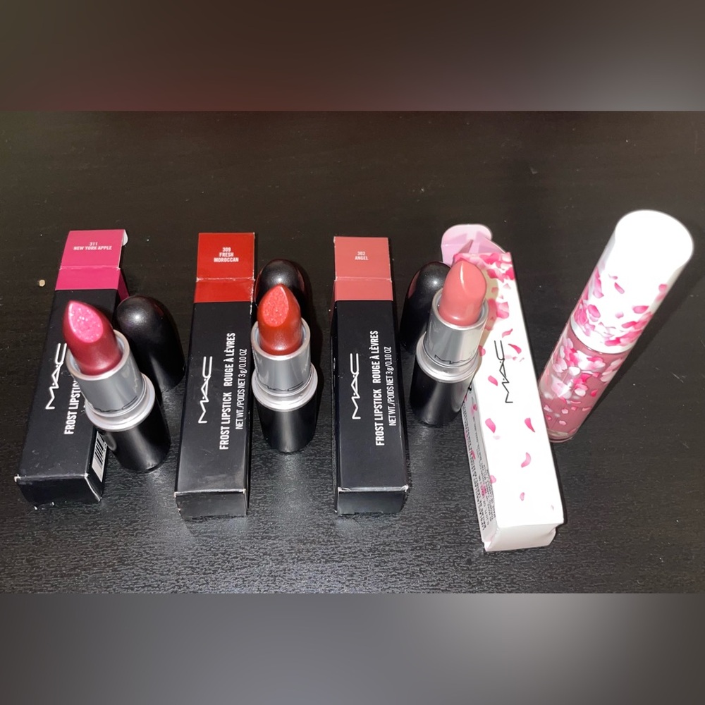 MAC & Smashbox Makeup – Brand New – Bundle Sale